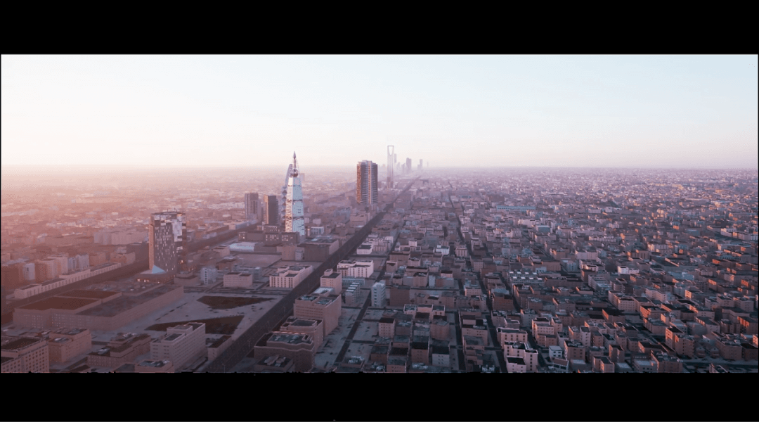 51Earth uses UE5's lighting and atmosphere system to render realistic visuals compared to real photos of Riyadh, Saudi Arabia.